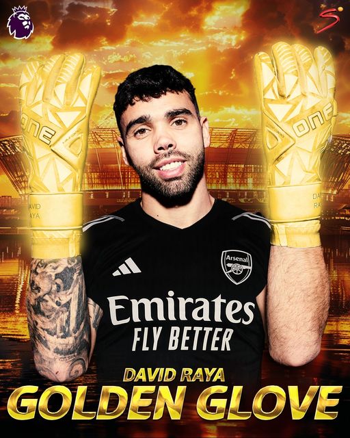 May be an image of 1 person, playing football, playing soccer and text that says 'MM nE 10ON ONE AVID AYA DA+ DAFTT RA Arsenal क Emirates FLY BETTER DAVID RAYA GOLDEN GLOVE'